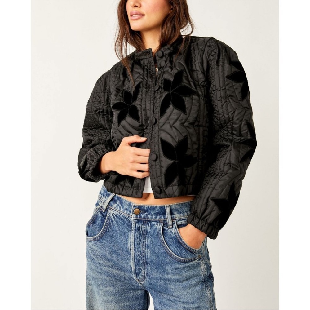 NWT FREE PEOPLE Quinn Quilted Jacket / Black Floral Bomber Satin - Picture 3 of 10